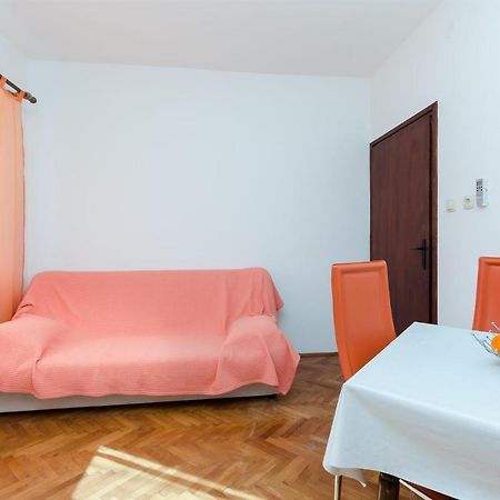 Apartments Mirjana B Lopar Exterior photo